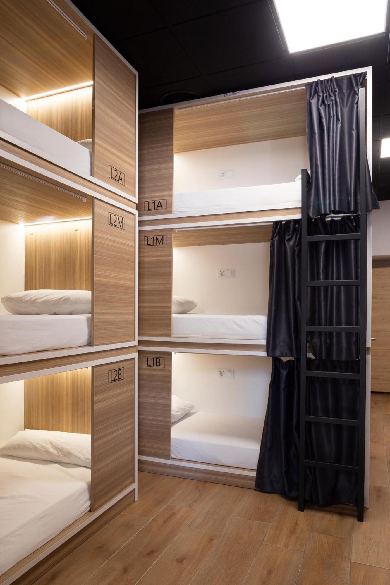 Hostal Siesta & Go Nuevos Ministerios Madrid Esterno foto